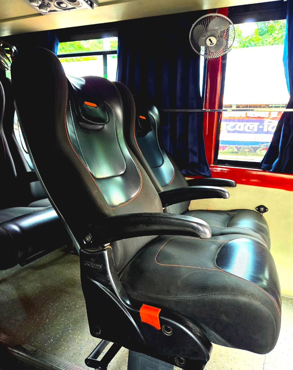 Supa Deurali Bus Side
